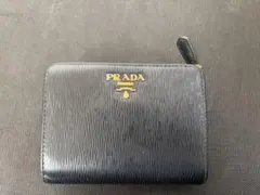 PRADA ブラック 二つ折り財布