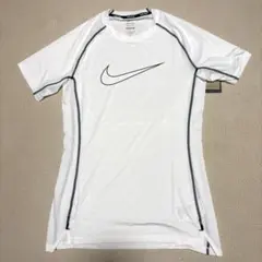 ナイキ　Nike Pro Dri-FIT Tシャツ