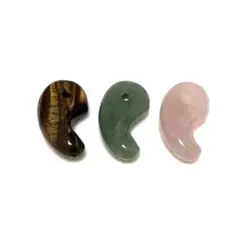天然石 3種類 勾玉 （3cm） ハンドメイドに！