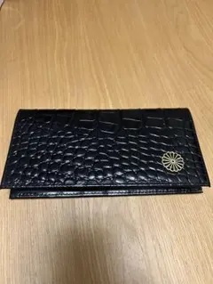 皇居　財布　クロコダイル風長財布 黒　新品　未使用品 皇居 長財布 クロコダイル 型押し ブラック 新品未使用 - メルカリ