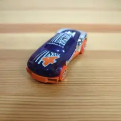 ホットウィール LIGHTNIN' BUG ミニカー 5パック 限定カラーのサムネイル