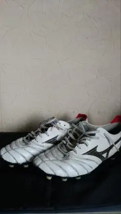 MIZUNO MORELIA サッカースパイク ホワイト/ブラック 24cm - メルカリ