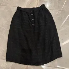 CHANEL シャネル　スカート　高級キラキラボタンのサムネイル