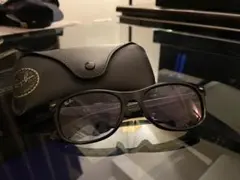 Ray-Ban ブラック サングラス ケース付き