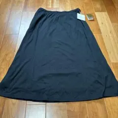 新品　未使用品　COTTON FACTORY 黒 ロングスカート 42のサムネイル