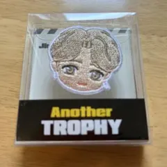 新品未使用　公式　ジミン　刺繍ワッペンブローチ　BTS