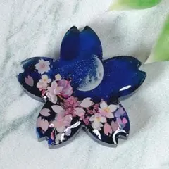 989.桜の花びらと月のレジンチャーム