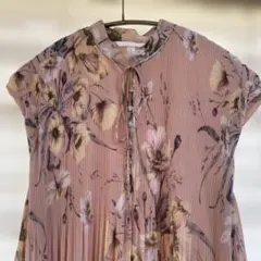 美品　H&M 花柄シフォンワンピース