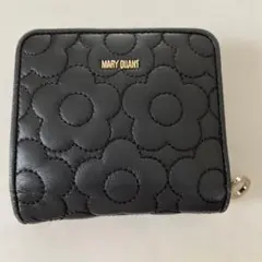 ✴︎新品✴︎ MARY QUANT 二つ折り財布 - メルカリ