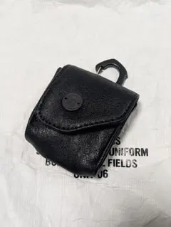 レザー × FIDLOCK AirPodsケース　マルチケースのサムネイル