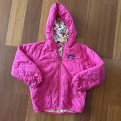 patagonia キッズジャケット ピンク 花柄　5T