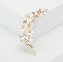 ブローチ#73　ラスト１点　春　ゴールド　入学式　入園式　卒業式　卒園式