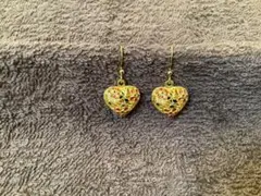 Item thumbnail for item a8b3f492-d532-44f6-8355-677b221e3fcf