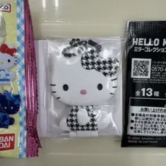 ハローキティ キーホルダー 千鳥格子模様
