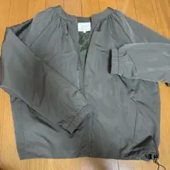 ダークグレー ジャンパー・ブルゾン 春服 アウターのサムネイル