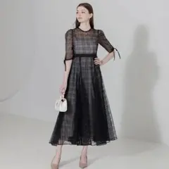 LEJA】花柄レースカラースパンコール刺繍Aラインフレアドレス - メルカリ