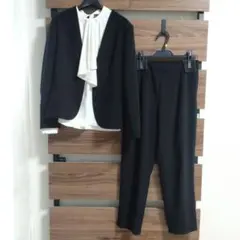 anySiS ノーカラージャケット パンツセットアップ ブラウス付 ブラック M