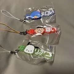 サンリオハッシュタグつける　カプセルトイ　タキシードサム　ポチャッコ　たあ坊