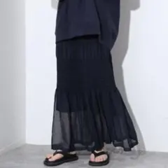 24SS 極美品 イエナ シャーリング シアーロングス カート マキシ ネイビーのサムネイル