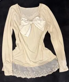 新品☆axes femme chalmiere ハートフリルパフ袖ブラウス - メルカリ