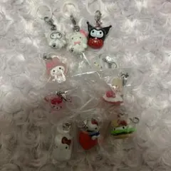 サンリオ　めじるし　アクセサリー　まとめ売り　スノー　いちご　キティ　クロミ