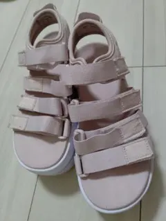 NIKE 厚底 スポーツサンダル ピンク