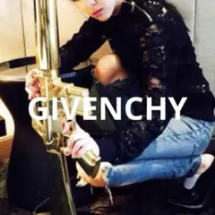 GIVENCHY ジバンシィ ブラック レース スウェット シャツ トレーナーのサムネイル