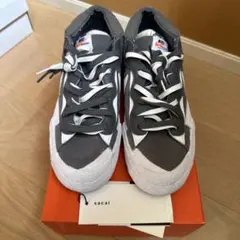 NIKE BLAZER LOW SACAI 10.5のサムネイル