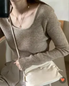 nugu スクエアネックリブニット