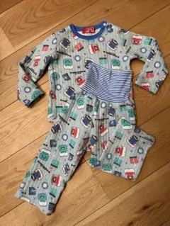 電車　はやぶさ　こまち　パジャマ 90サイズ　長袖