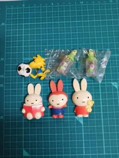 飲料水景品キャラクターグッズのサムネイル