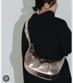 BEAMS HEART ピンクメタリック ショルダーバッグのサムネイル