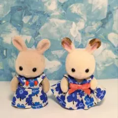 シルバニア 赤ちゃんのお洋服 青いお花のオーバーオールセットのサムネイル