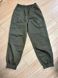 GU オリーブ カーゴパンツ Mサイズ