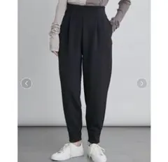 ⭐️美品⭐️emmi⭐️エミ⭐️コクーンダンボールパンツ ブラック⭐️0