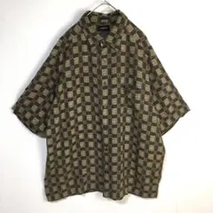 【半袖シャツ】デザインシャツ 総柄 ゆったり感 XL ビッグシルエット シルク