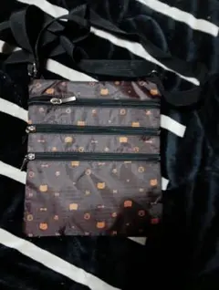 Item thumbnail for item 533d9f3d-1856-4e35-bfec-2e702035fdde