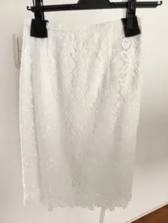 マイストラーダ　レースタイトスカート白　　　３６サイズ　美品