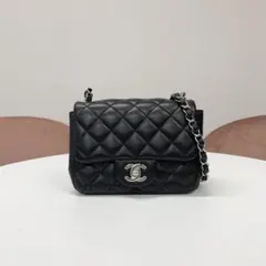 シャネル ミニマトラッセ ミニフラップバッグ ココマーク ショルダーバッグのサムネイル