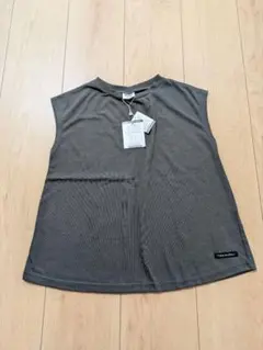 新品タグ付きBREEZEブリーズ　140cm　ノースリーブカットソータンクトップ