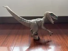 ハズブロ ジュラシックワールドデルタフィギュア