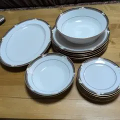 ノリタケ レジェンダリー エリントン ティーポット 3点セット とカップ