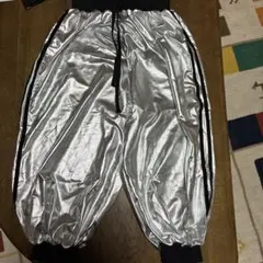 子ども ダンス衣装CherryHop シルバー パーカー&パンツ 150cm