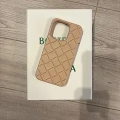 【値下げ】BOTTEGA VENETA iPhoneケース ベージュのサムネイル
