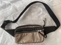 Calvin Klein ベージュ ボディバッグ