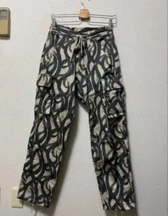 Gramicci ワークパンツ トライバル柄 カーゴパンツ Gramicci ワークパンツ トライバル柄 カーゴパンツ - メルカリ