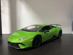 Maisto ランボルギーニ/ウラカンペルフォルマンテ 1/18のサムネイル
