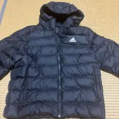 adidas ブラック ダウンジャケット フード付き