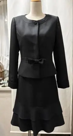 9号　クロスプラス　卒業式　入学式　セレモニー　スカートスーツ　黒　ノーカラーM