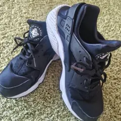 NIKE AIR HUARACHE スニーカー ブラック 27.5のサムネイル